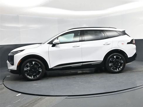 New 2026 Kia Sportage SX image 3