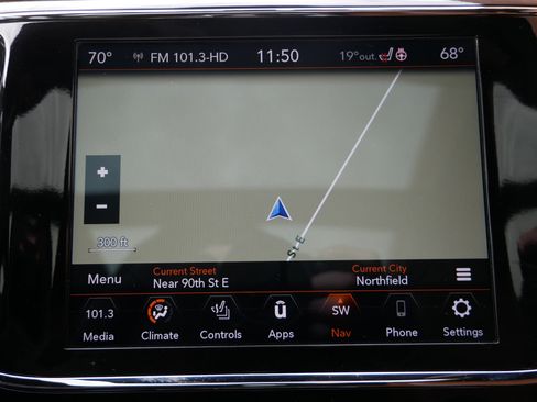 Used 2020 Jeep Grand Cherokee Overland image 17