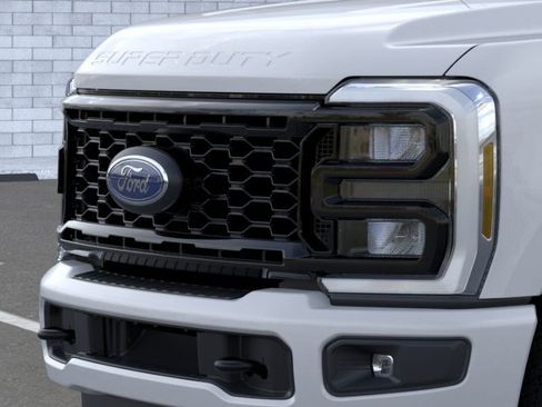 New 2026 Ford F250 4x4 SuperCab Super Duty image 17