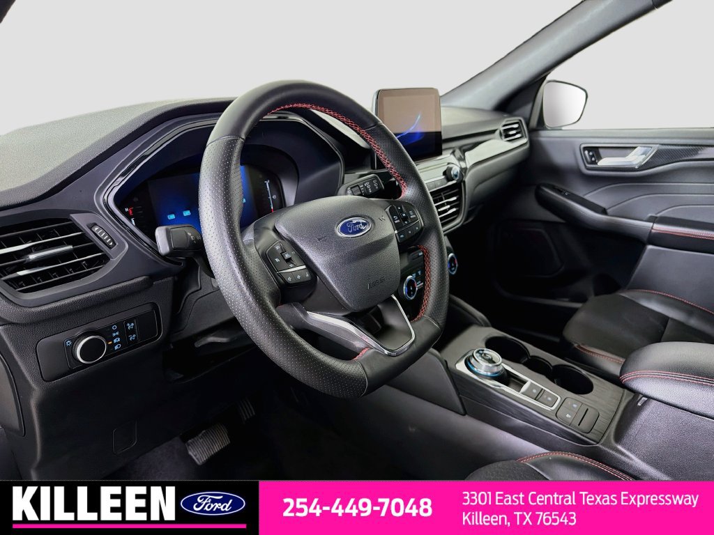 Used 2025 Ford Escape ST-Line FWD image 11