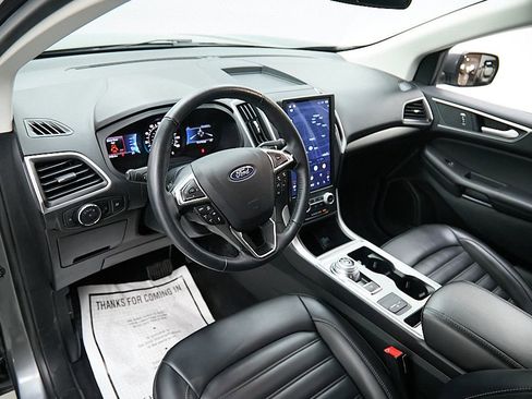 Used 2024 Ford Edge SEL image 12