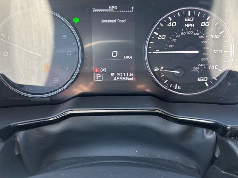 Used 2025 Subaru Outback Premium AWD/4WD image 9