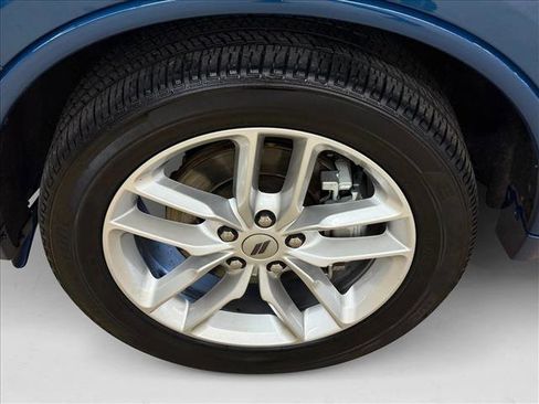 Used 2024 Dodge Durango GT image 27