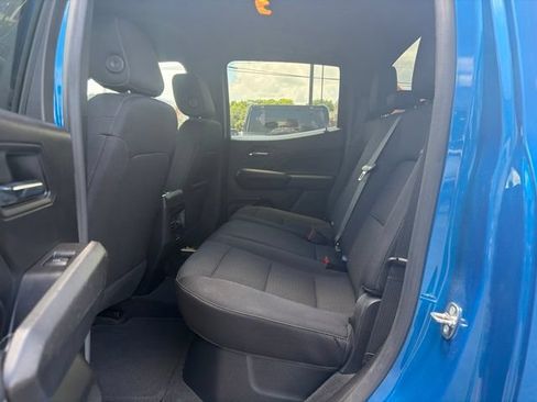 Used 2023 Chevrolet Colorado LT AWD/4WD image 26