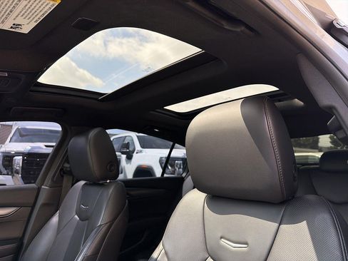 Used 2020 Cadillac CT5 Premium Luxury RWD image 18