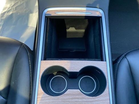 Used 2021 Tesla Model 3 Standard Range Plus image 34