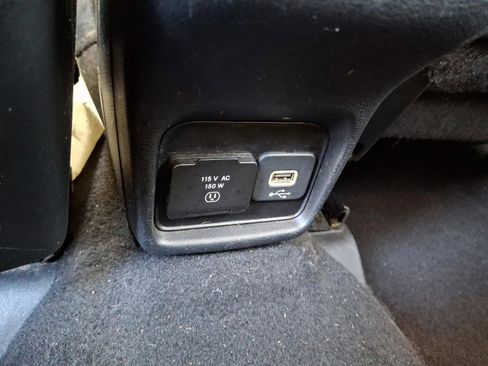 Certified 2021 Jeep Compass Limited w/ Elite Exterior Group image 9