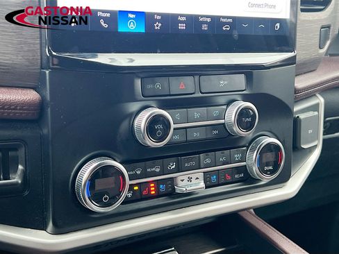 Used 2024 Ford Expedition Max Limited image 21