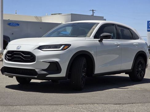 New 2026 Honda HR-V Sport image 4