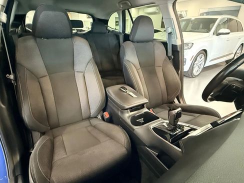 Used 2021 Subaru Outback Premium image 14