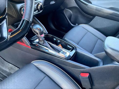 Used 2022 Chevrolet TrailBlazer RS image 19