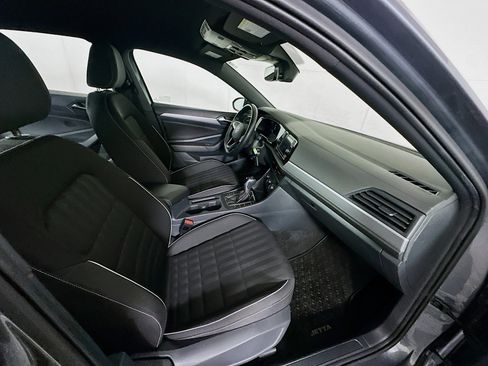 Used 2023 Volkswagen Jetta Sport image 29