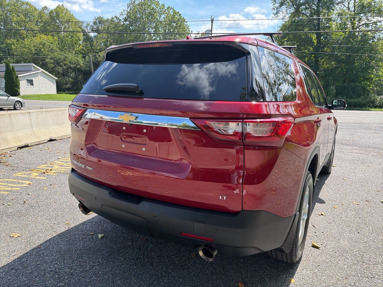 Used 2018 Chevrolet Traverse LT w/ LPO, Floor Liner Package AWD/4WD image 13