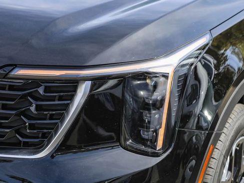 New 2026 Kia Sorento S image 5