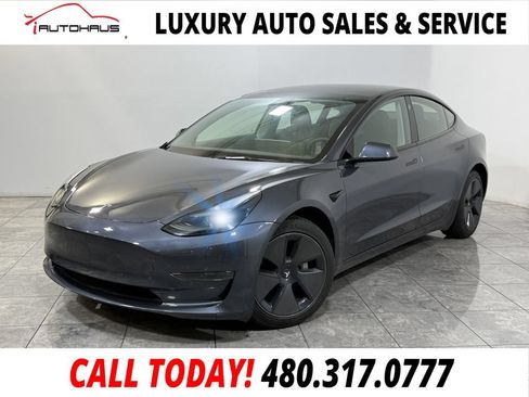 Used 2023 Tesla Model 3 Standard Range RWD image 1