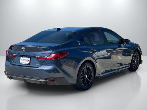 Used 2026 Toyota Camry SE w/ Multimedia Upgrade Package FWD image 5