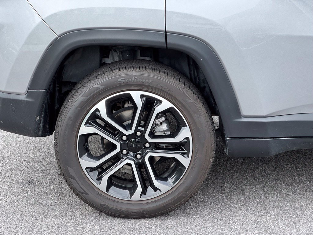 Used 2024 Jeep Compass Limited AWD/4WD image 34