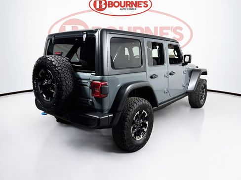 Used 2025 Jeep Wrangler Unlimited Rubicon 4xe w/ Safety Group AWD/4WD image 9