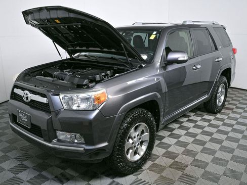 Used 2012 Toyota 4Runner SR5 w/ Premium Pkg AWD/4WD image 31