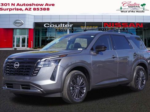 New 2026 Nissan Pathfinder SL image 1