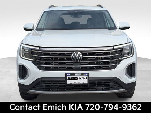 Used 2024 Volkswagen Atlas SE image 2