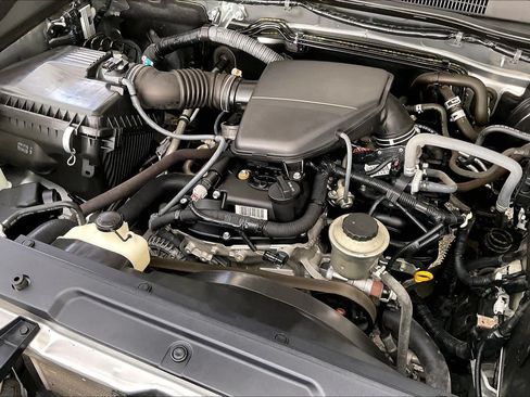 Used 2018 Toyota Tacoma SR w/ SR Convenience Package RWD image 33