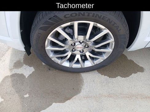 New 2026 GMC Terrain Denali w/ LPO, Floor Liner Package image 34