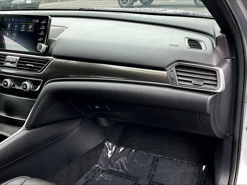 Used 2021 Honda Accord Sport image 15