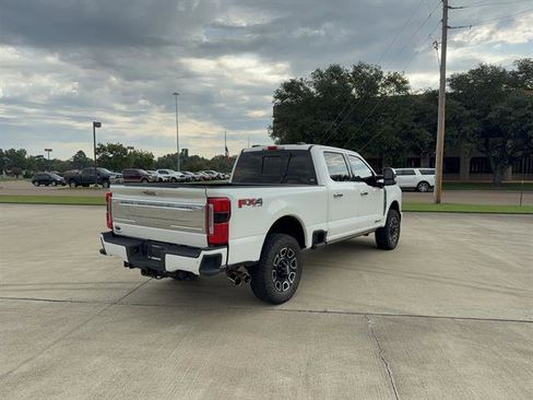 Used 2024 Ford F250 Platinum image 5