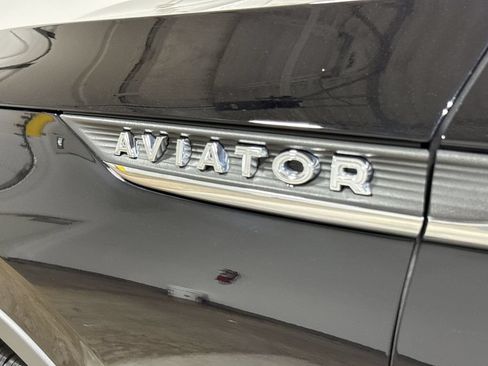 Used 2023 Lincoln Aviator AWD image 26