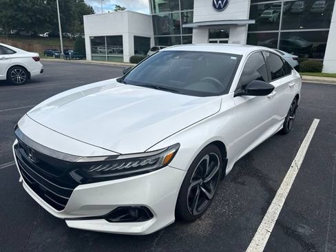 Used 2021 Honda Accord Sport image 10