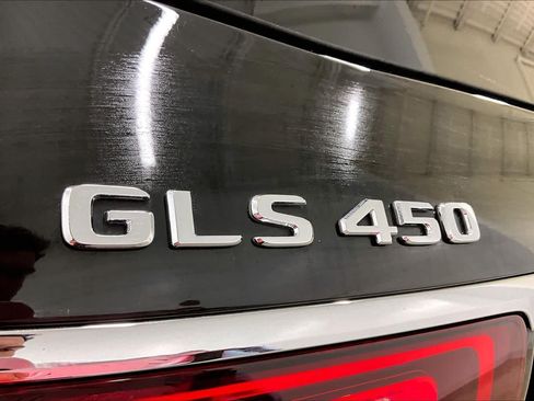 Used 2022 Mercedes-Benz GLS 450 4MATIC image 10