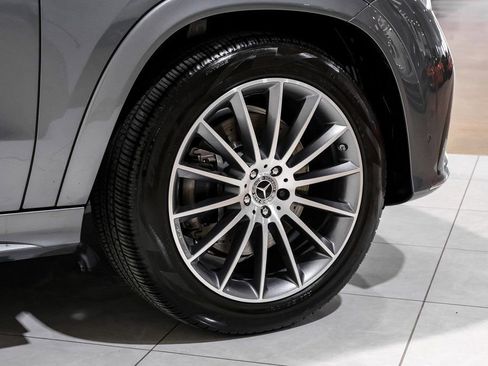 Used 2025 Mercedes-Benz GLE 350 4MATIC w/ AMG Line Exterior image 53