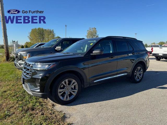 Certified 2025 Ford Explorer Active w/ Active Comfort Package AWD/4WD image 1
