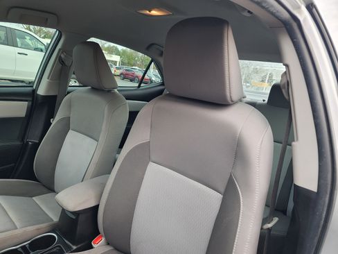 Used 2017 Toyota Corolla LE image 20