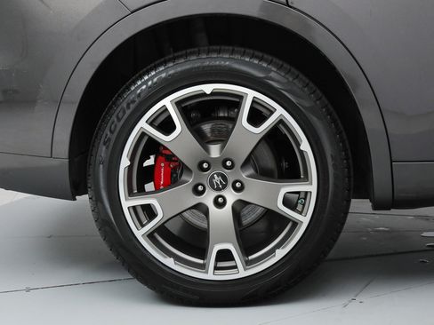 Certified 2023 Maserati Levante GT AWD/4WD image 20