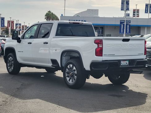 Used 2026 Chevrolet Silverado 2500 Custom w/ Custom Value Package AWD/4WD image 2