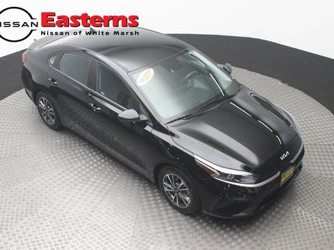 Used 2024 Kia Forte LXS FWD image 3