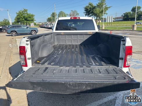 Used 2024 RAM 3500 Big Horn AWD/4WD image 2