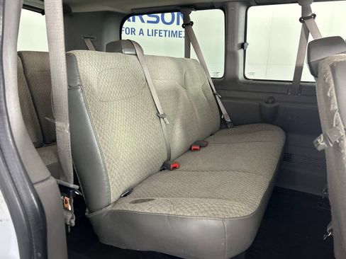 Used 2025 Chevrolet Express 2500 LT w/ LT Preferred Equipment Group RWD image 28