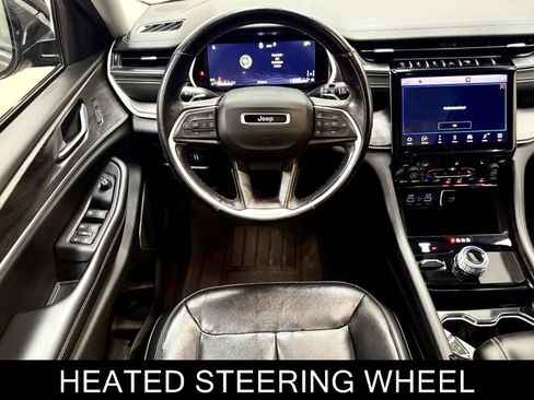 Used 2021 Jeep Grand Cherokee L Limited AWD/4WD image 2