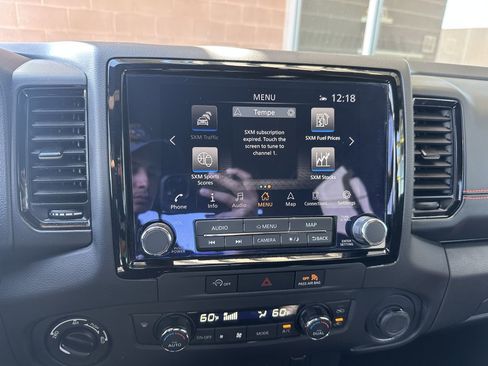 Used 2024 Nissan Frontier PRO-4X w/ Technology Package image 26