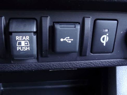 Used 2023 Toyota Tacoma TRD Off-Road AWD/4WD image 33