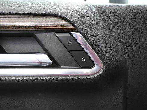 Used 2024 GMC Sierra 3500 SLE w/ SLE Convenience Package image 23