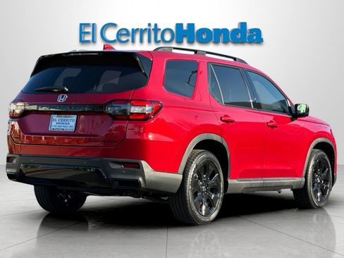 New 2026 Honda Pilot Black Edition image 3