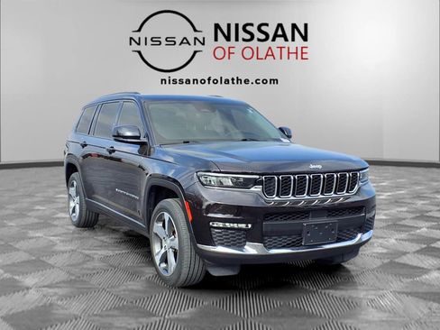Used 2023 Jeep Grand Cherokee L Limited w/ Rear Seat Video Group I image 32