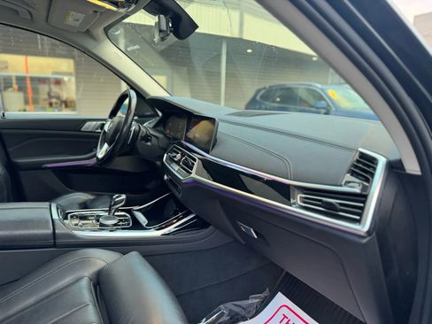 Used 2019 BMW X7 xDrive40i w/ Premium Package image 32