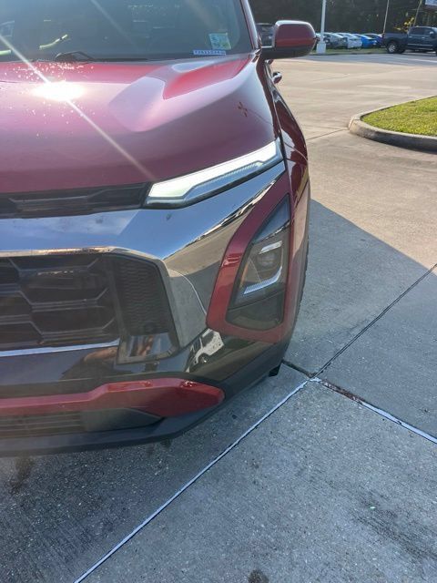 Used 2025 Chevrolet Equinox ACTIV w/ Convenience Package III FWD image 13