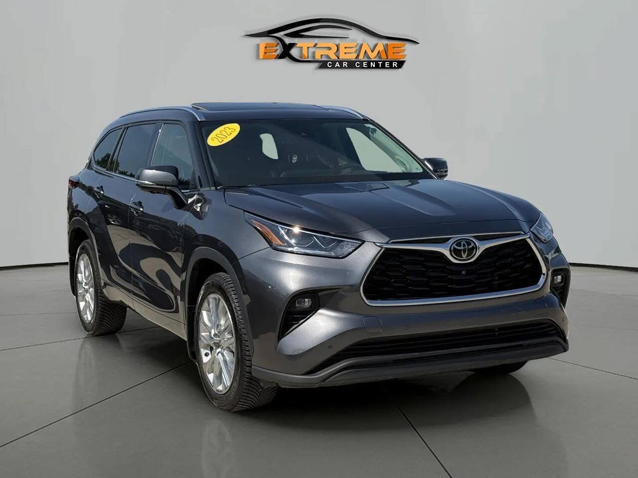 Used 2023 Toyota Highlander Limited AWD/4WD image 8
