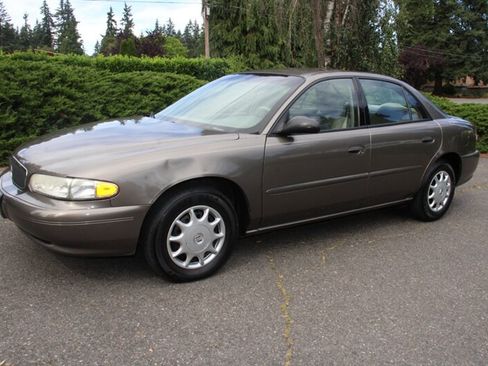 Used 2003 Buick Century Custom FWD image 1